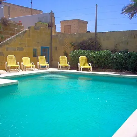 Spacious Comfortable, Traditional Villa- Large Private Pool, Terraces Views
